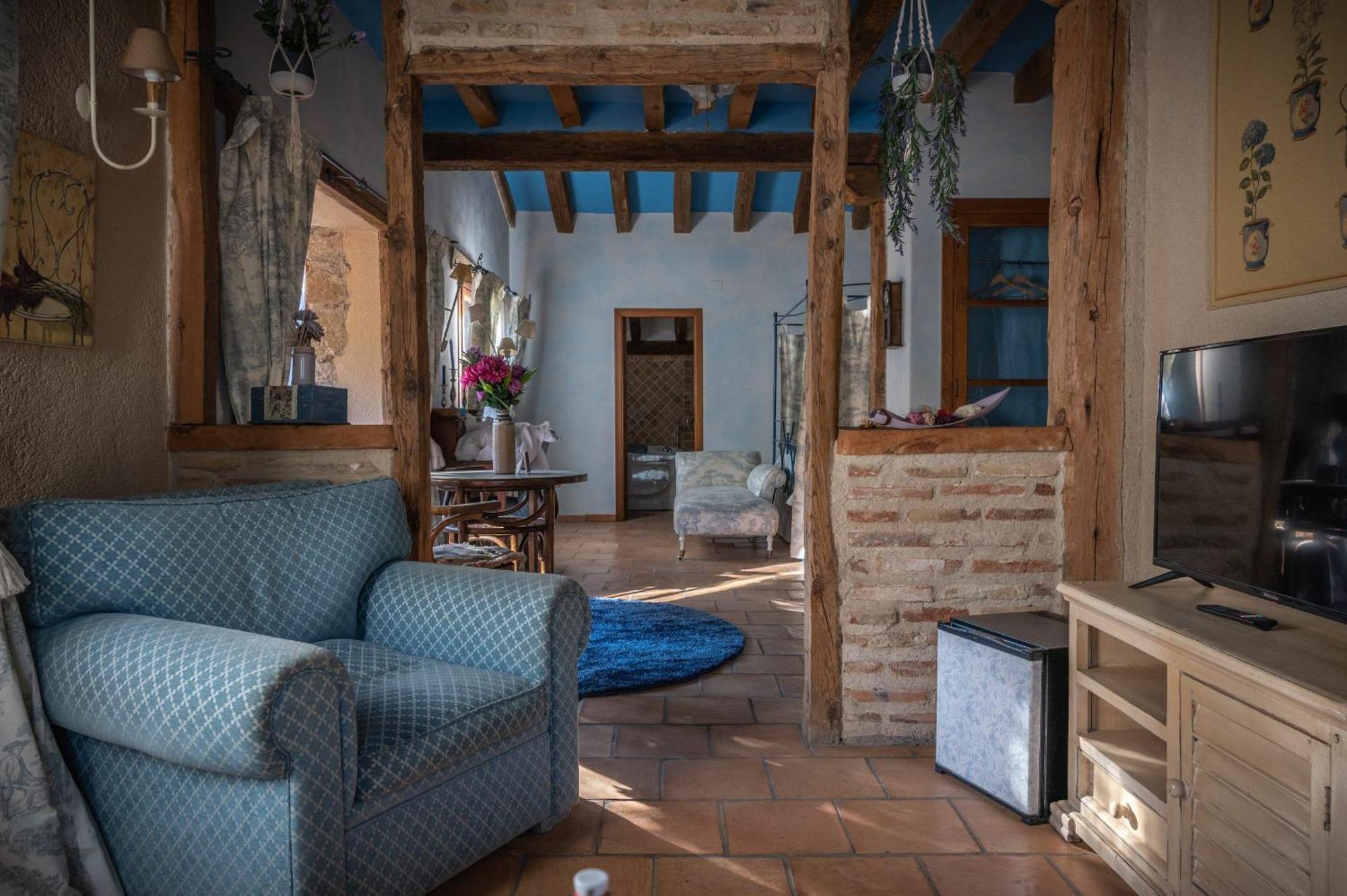 Posada Restaurante Fuenteplateada Collado Hermoso Dış mekan fotoğraf