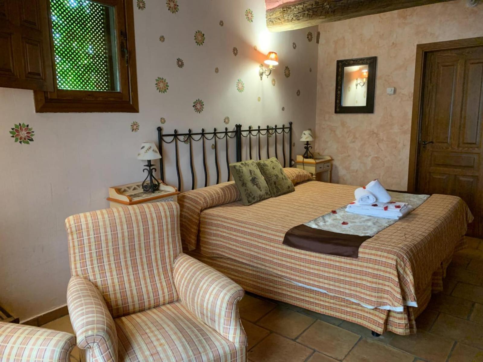 Posada Restaurante Fuenteplateada Collado Hermoso Dış mekan fotoğraf